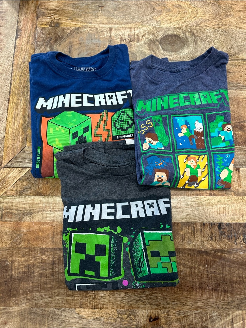 Minecraft Kids' Short Sleeve Tee bundle